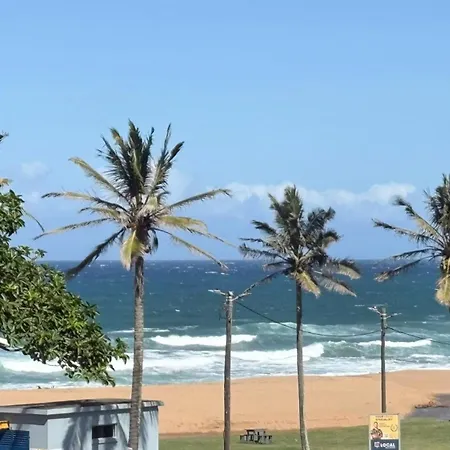 The Waves Beachfront Stay - Gleneagles Ballito Exterior photo