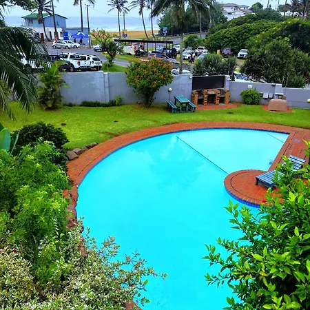 The Waves Beachfront Stay - Gleneagles Ballito Exterior photo