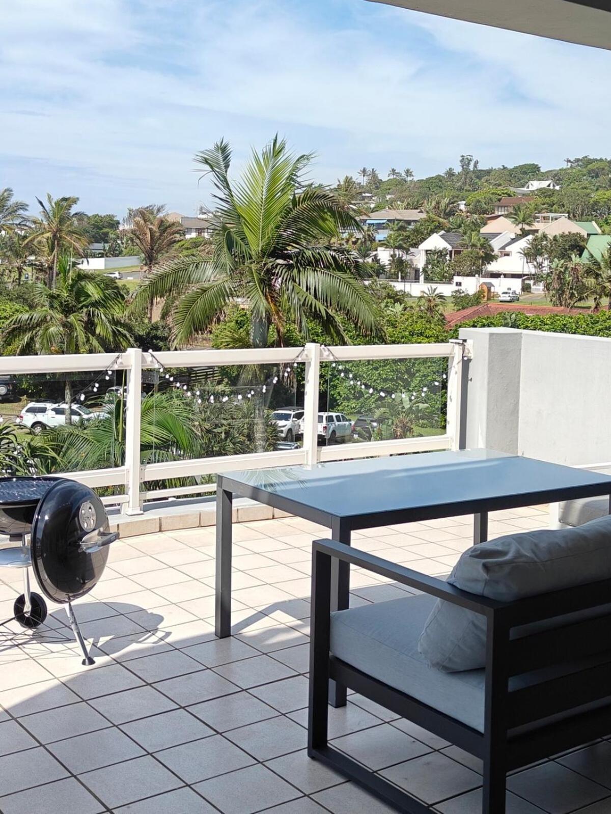 The Waves Beachfront - Gleneagles Apartamento Ballito